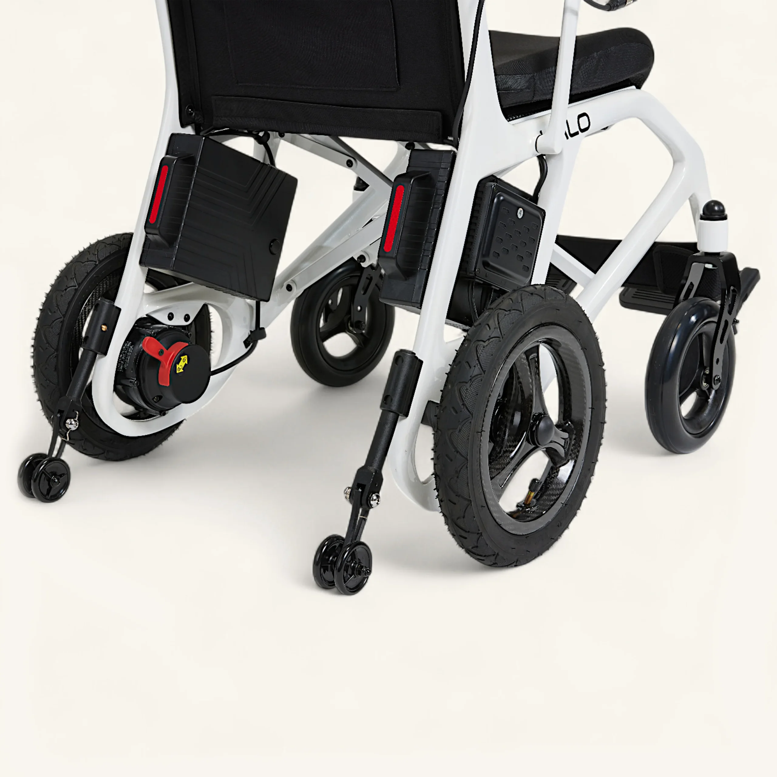 The Halo Carbon Fiber - 12.9kg Airline Friendly Ultra Lightweight Folding Travel Electric Wheelchair - Image 7